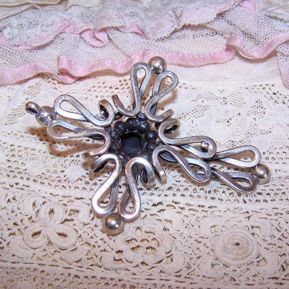 Silver Metal Stylized Cross Pendant on 16" Snake Chain - Religious Necklace - Picture 7 of 7